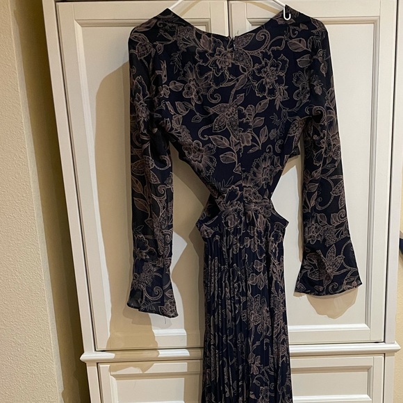 Olivaceous henna floral maxi dress - Picture 3 of 6